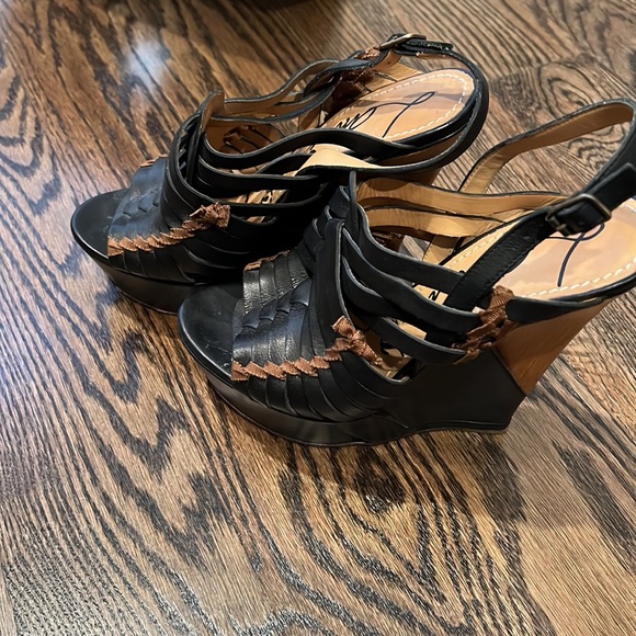 Lanvin Black 2011 Leather Slingback size 39 but run small like 8 - Picture 2 of 7